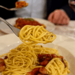 Glutenfreie Spaghetti Carbonara in der Trattoria Senza
